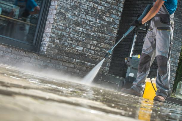 Best Deck and Patio Pressure Washing in Iowa Falls, IA